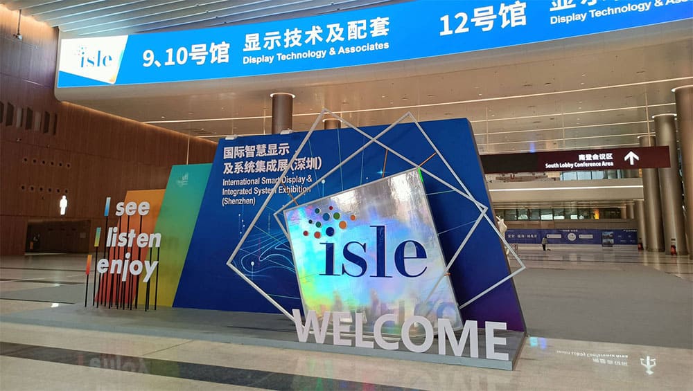 Isle international smart display exhibit at Cosmiconn Asian tech event.